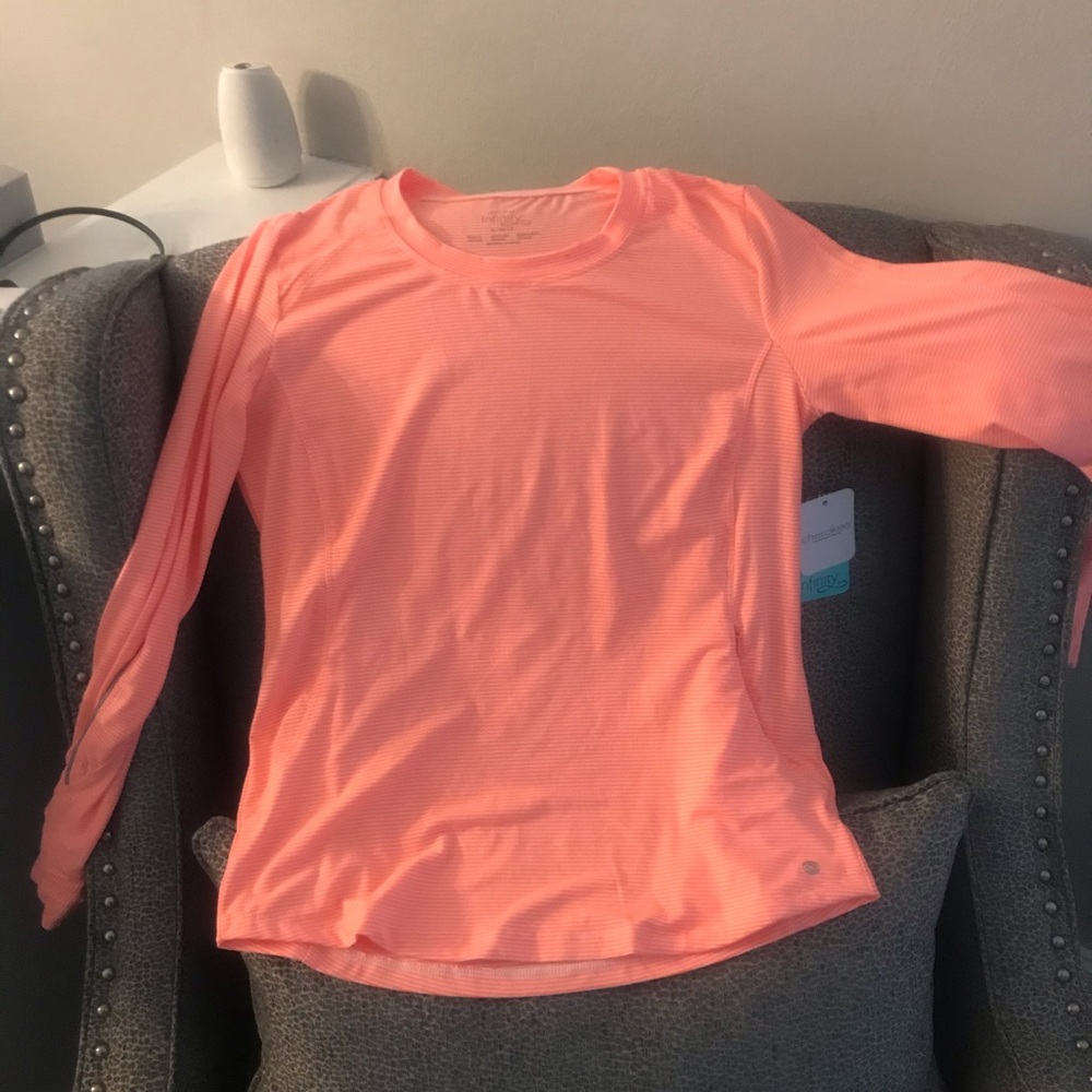 Cherokee Infinity scrub top